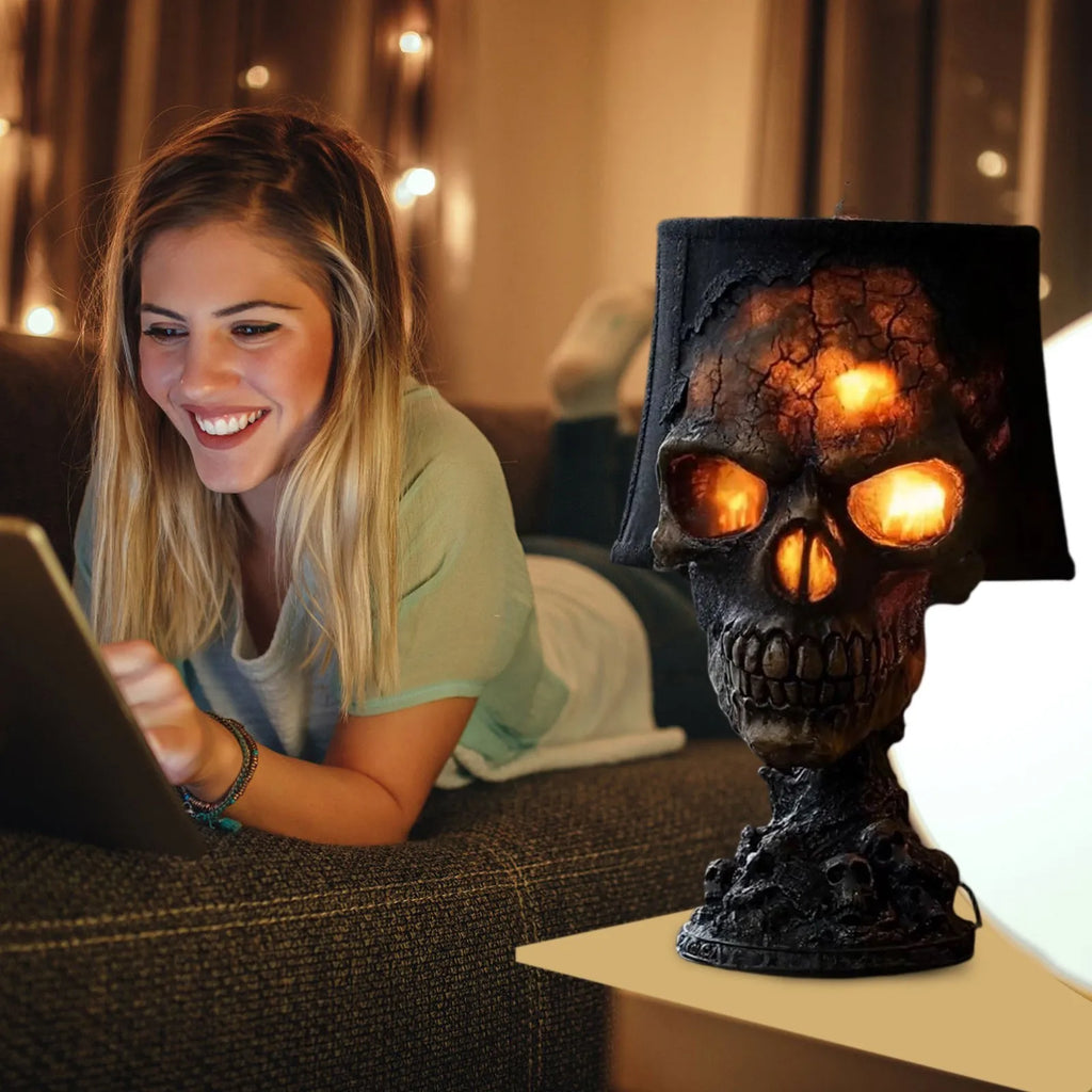 Lava Stone Skull Lamp Horror Halloween Decoration Ambient Lights 3d Hideous And Suffocating Beauty Thrilling Party Decor Prop